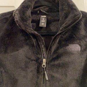 The north face black fleece jacket